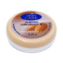 skin care almond8